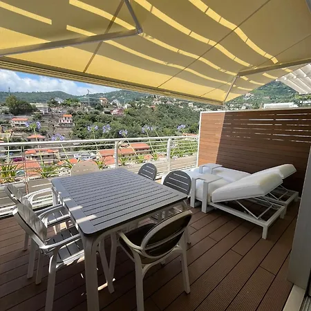 A House With A View Appartement