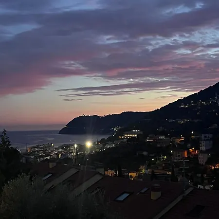 A House With A View Lejlighed