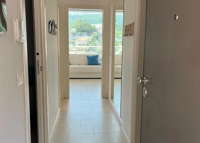 A House With A View Apartment