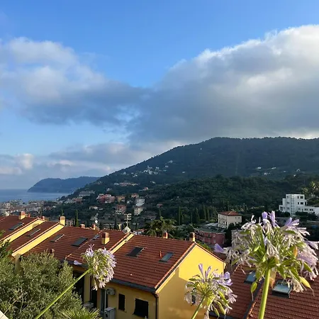 A House With A View Lejlighed