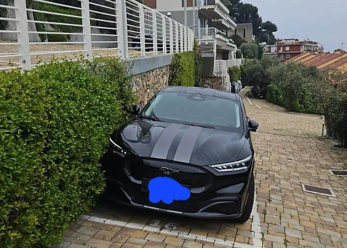 A House With A View 公寓 *